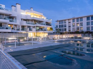 Attico con piscina in vendita a Golf - El Carralero