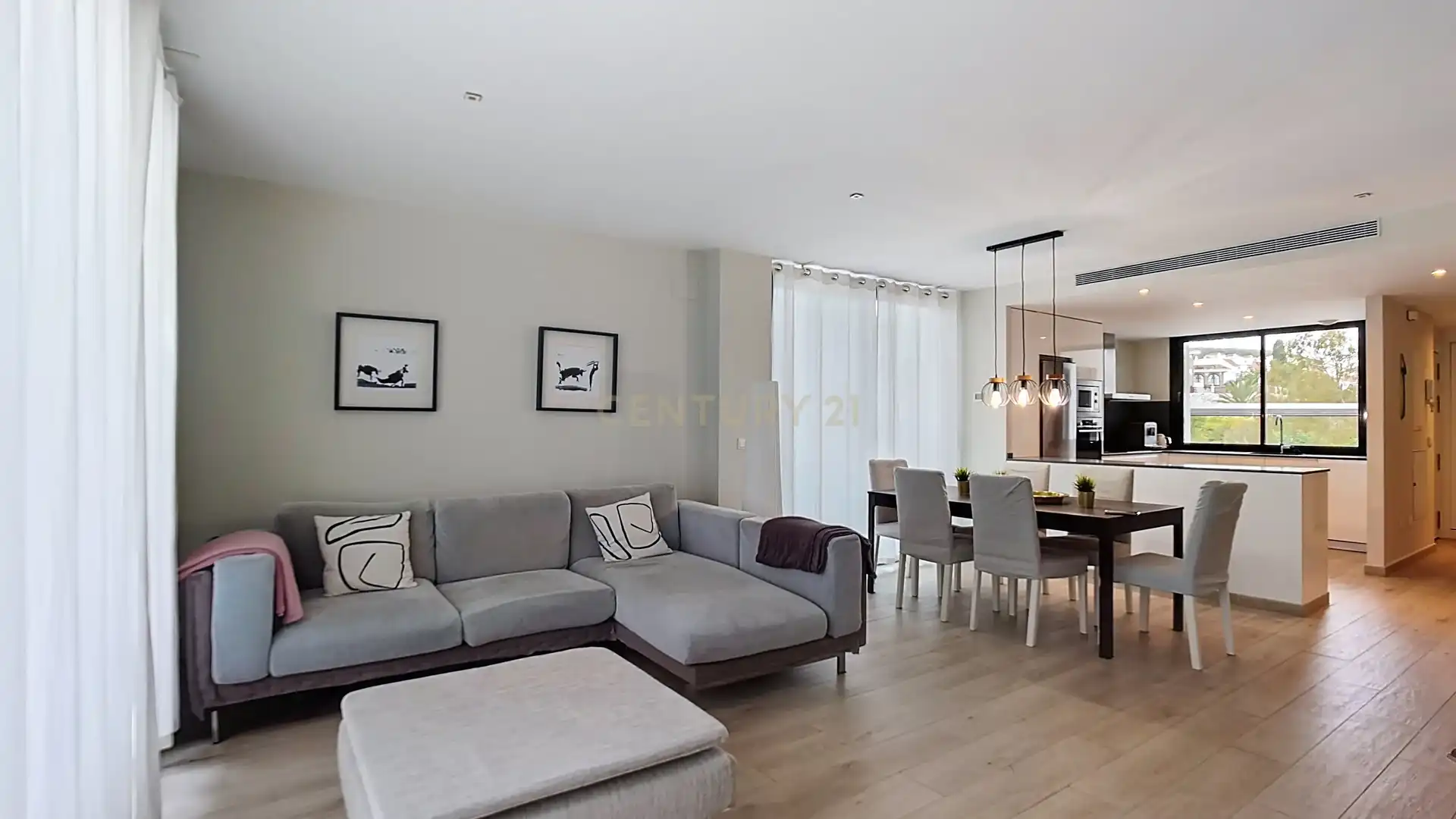 Sala de estar de Casa adosada de alquiler en Fuengirola con Aire acondicionado, Trastero y Horno