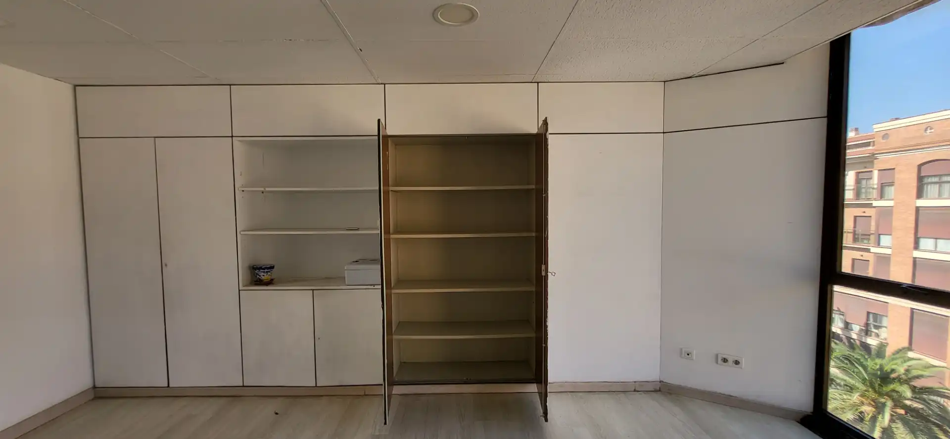 Office for rent in Alameda de Colón, Ensanche Centro - Puerto