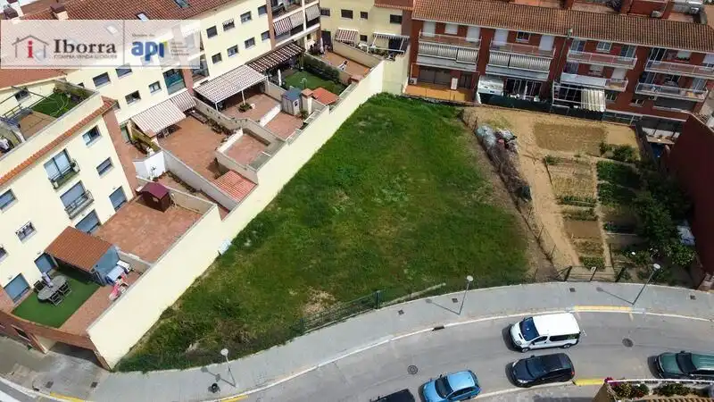 Terreny residencial en venda a Tordera pueblo