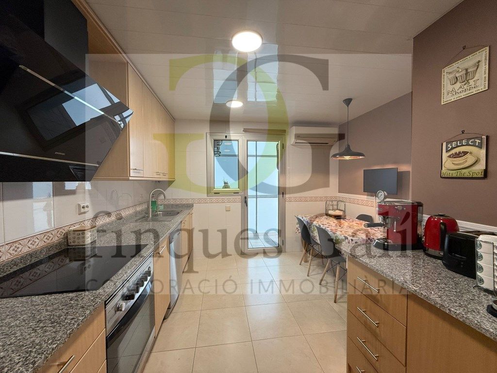 Kitchen of Flat for sale in Manresa  with Air Conditioner, Terrace and Storage room