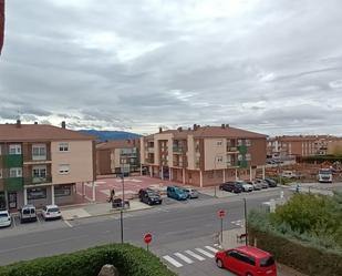 Vista exterior de Pis en venda en San Cristóbal de Segovia amb Calefacció, Parquet i Terrassa