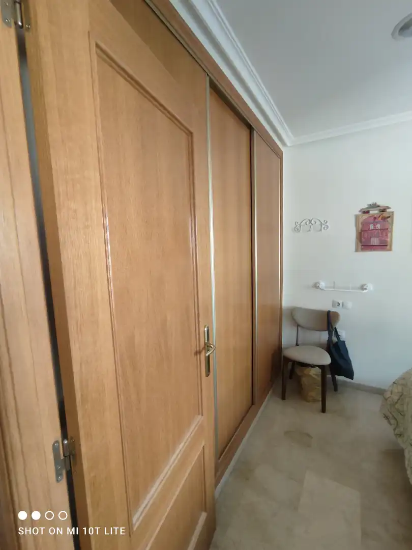 Schlafzimmer von Wohnung zur Miete in Elche / Elx mit Möbliert, Ofen und Waschmaschine