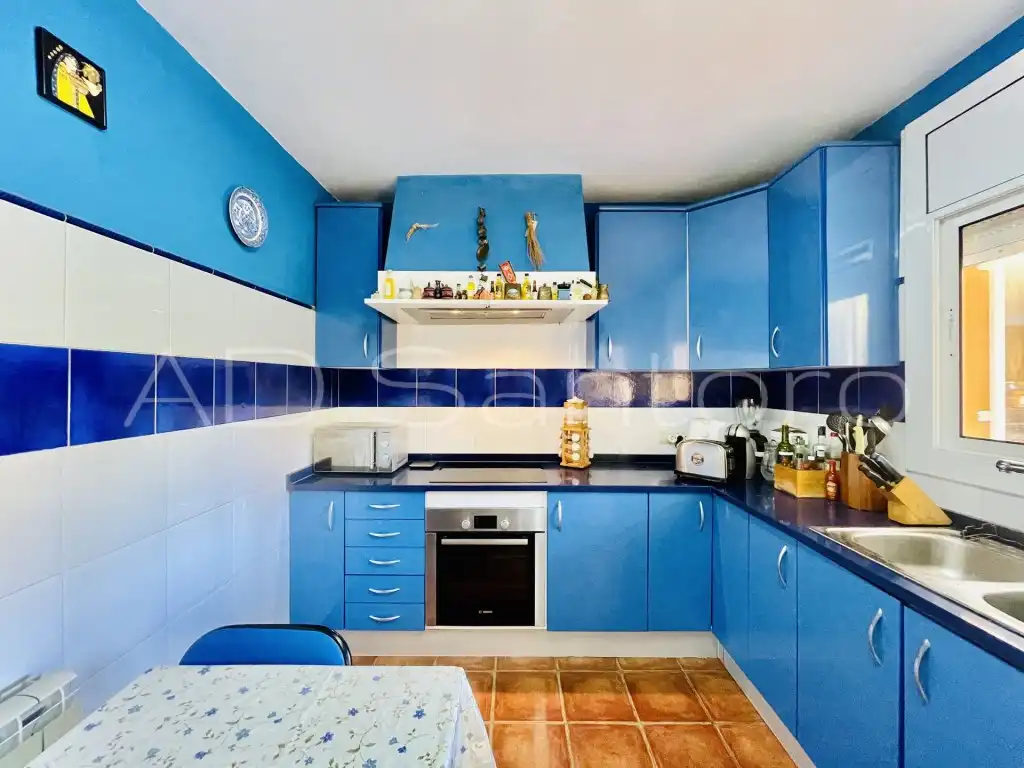 Kitchen of Houses for sale in Sant Pere de Ribes  with Private garden, Terrace and Swimming Pool
