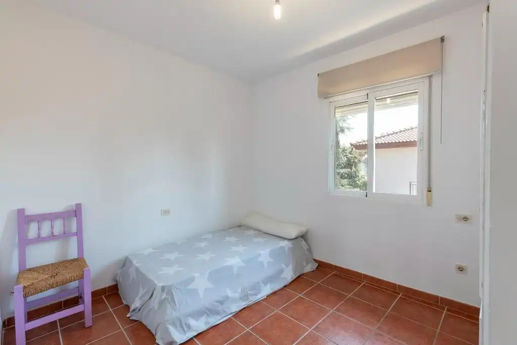 Dormitori de Casa o xalet en venda en Albolote amb Aire condicionat, Balcó i Piscina comunitària