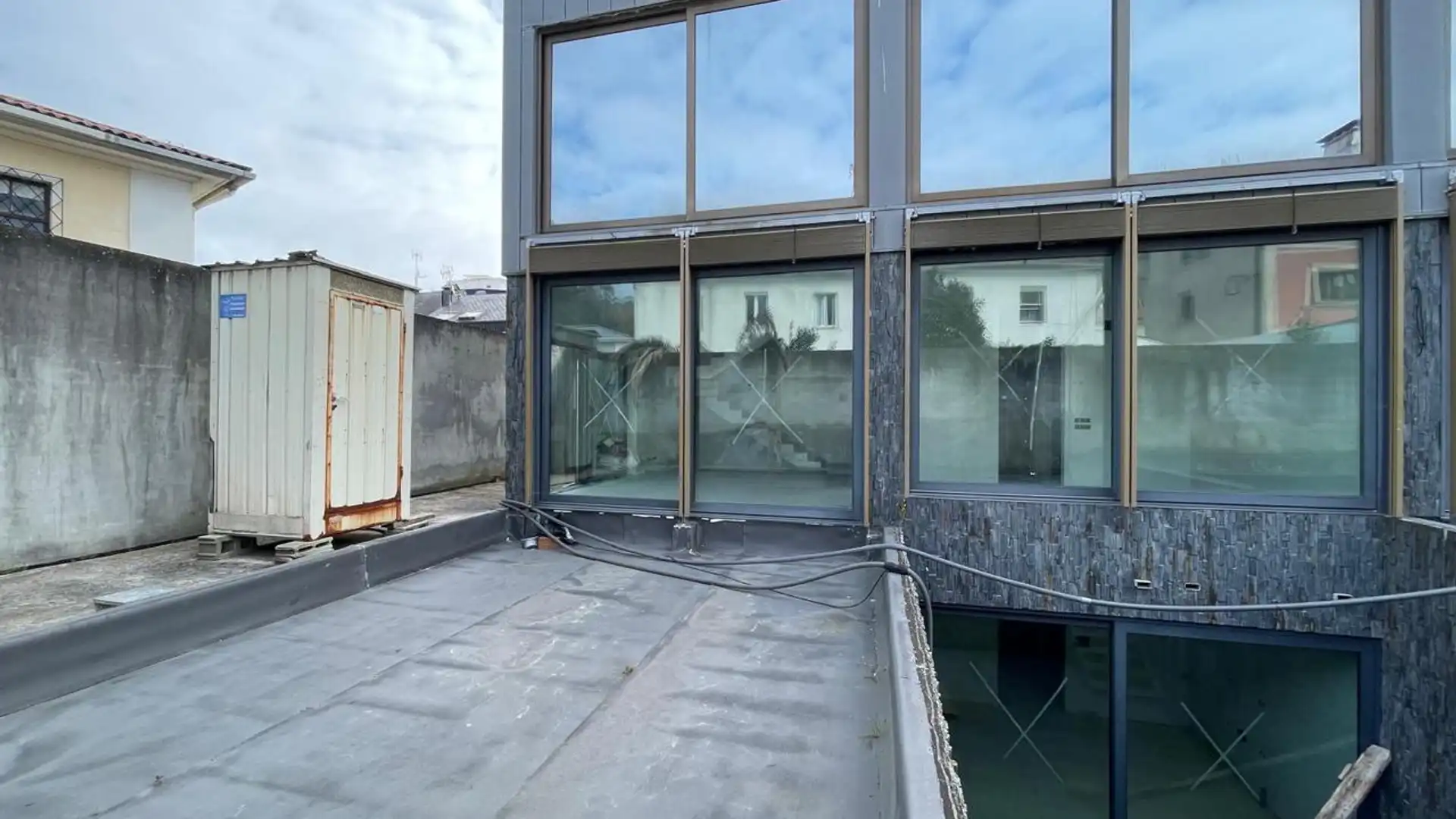 Exterior view of Single-family semi-detached for sale in A Coruña Capital   with Private garden, Terrace and Storage room