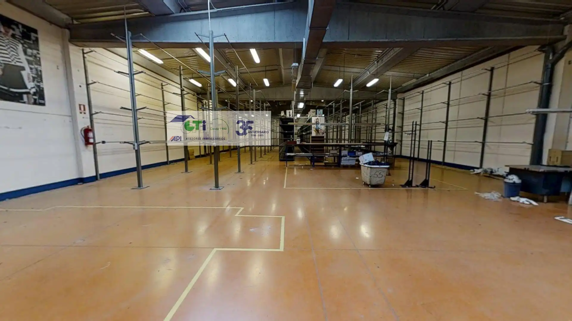 Nave industrial de alquiler en Zaragoza