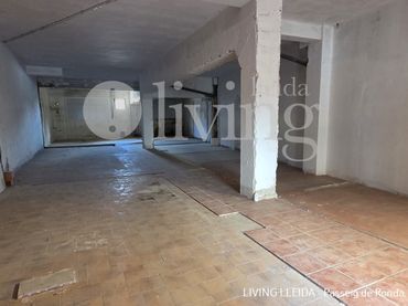 Local comercial en venta en Carrer de les Corts Catalanes