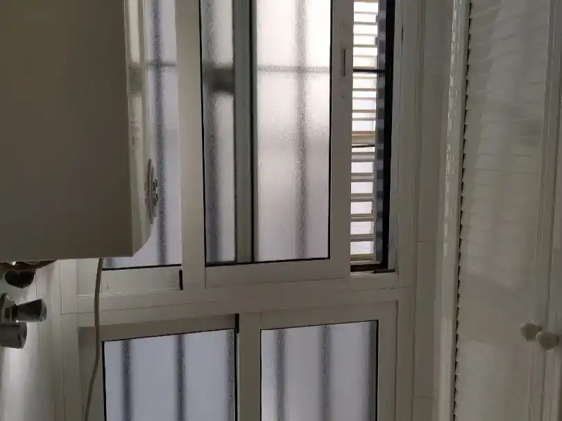 Terrasse von Wohnung zur Miete in  Sevilla Capital mit Klimaanlage und Schwimmbad