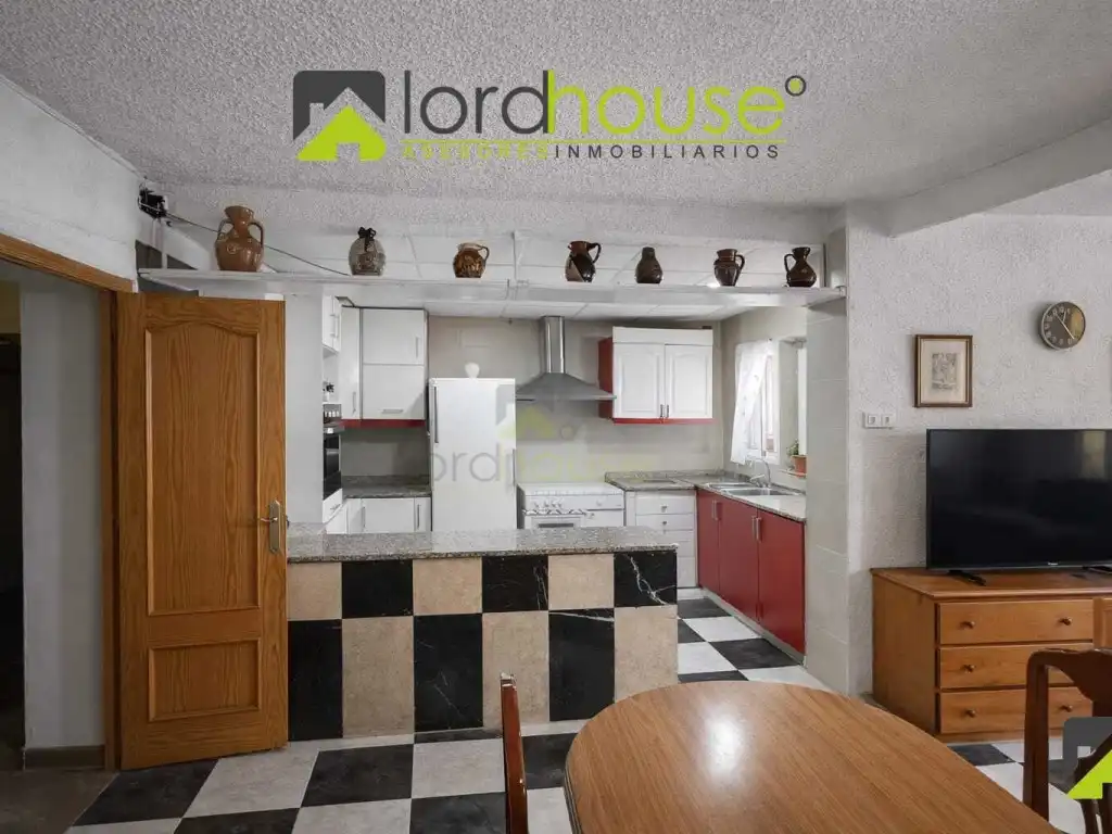 Casa en venta en Calle Monte Aneto, imagen 2