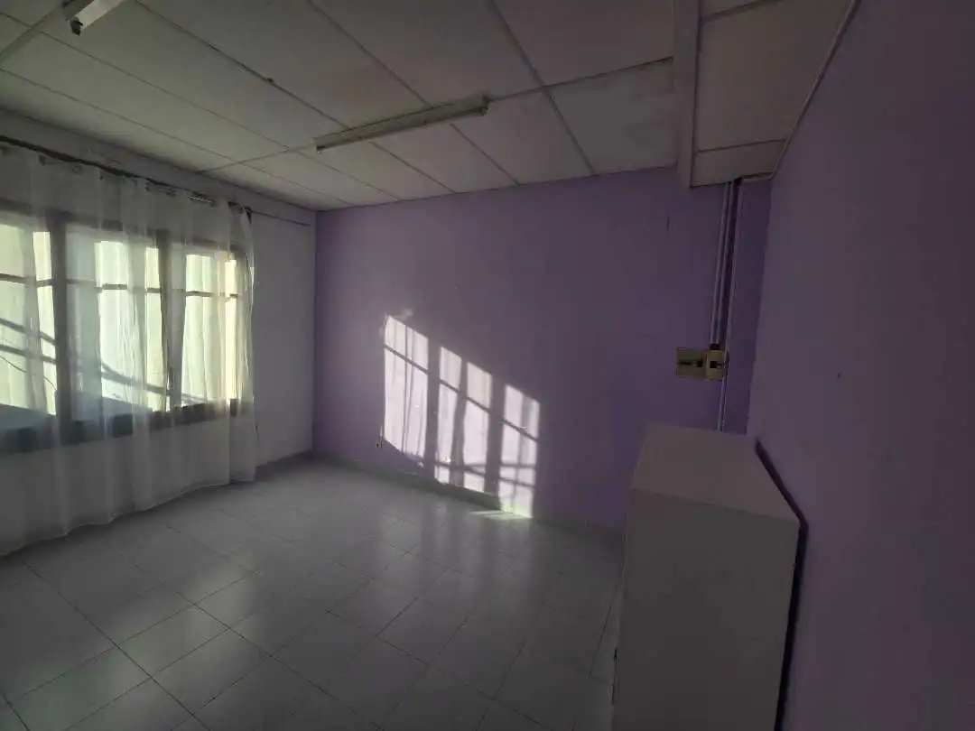 Local comercial en venda a Llevant, imagen 3