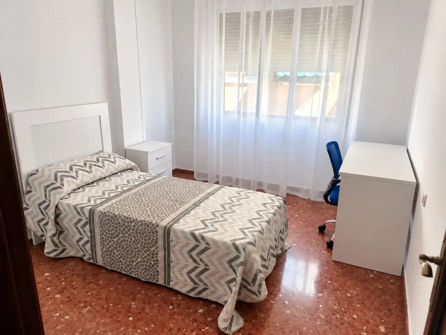 Bedroom of Flat for rent in Jaén  with Air Conditioner, Terrace and Furnished
