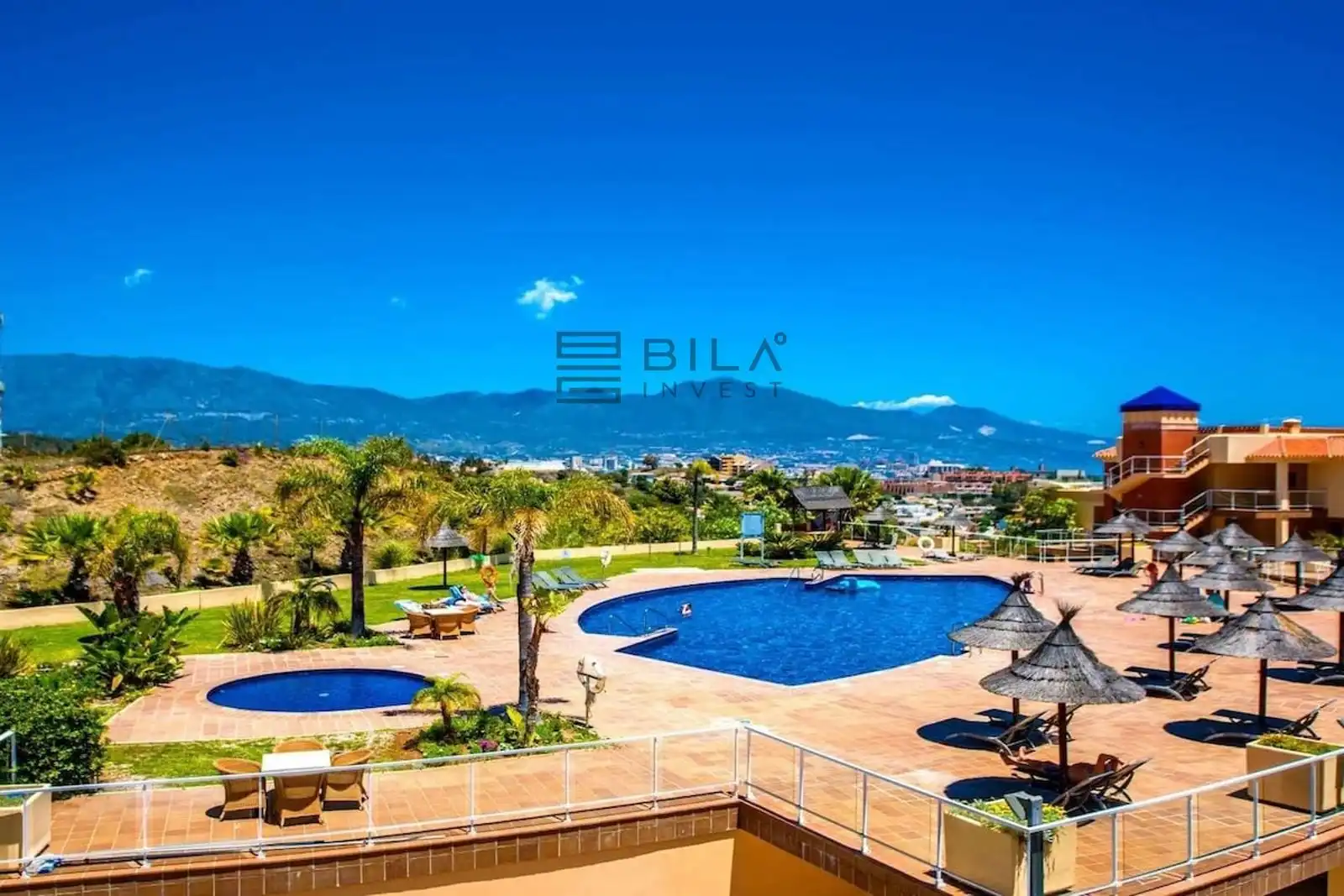 Swimming pool of Flat for sale in El Faro de Calaburra - Chaparral
