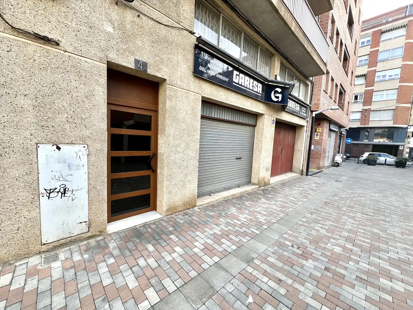Vista exterior de Local en venta en Lleida
