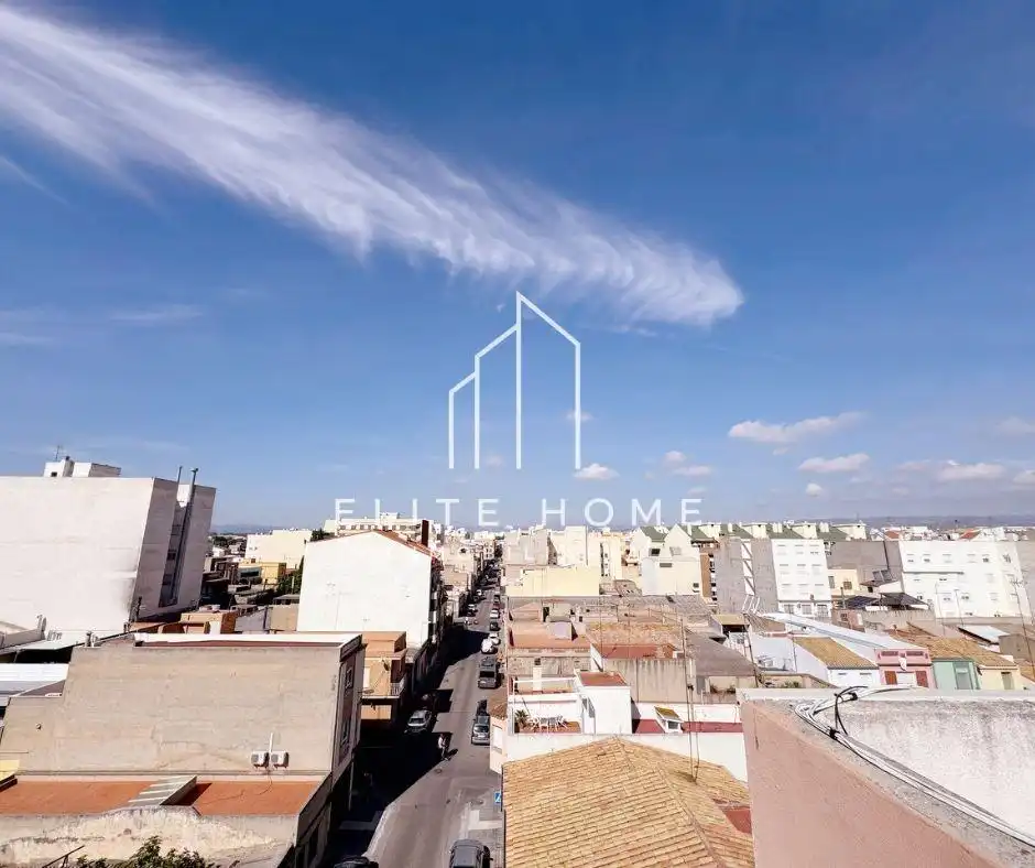 Vista exterior de Dúplex en venta en Centro  