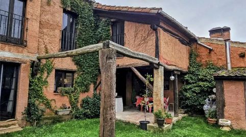Foto 2 de Casa adosada en venda a Fresno de Cantespino, Segovia