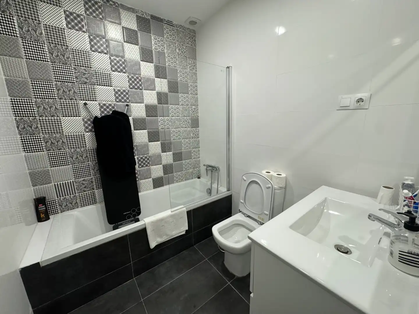 Baño de Local en venta en Sants - Montjuïc