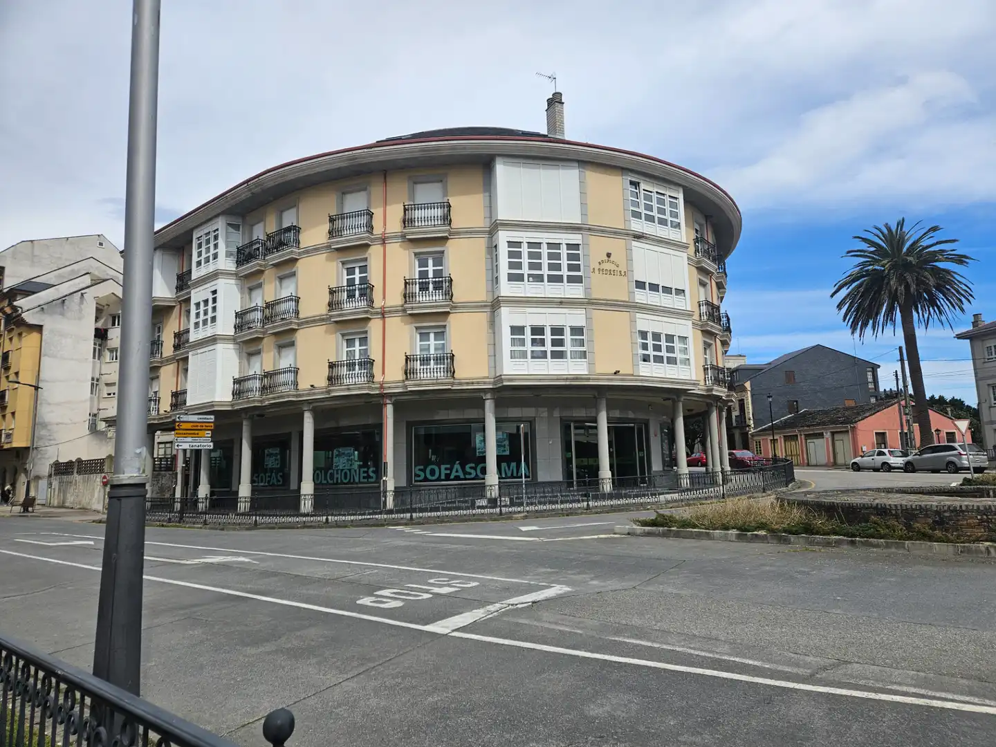 Außenansicht von Maisonette zum Verkauf in Ribadeo