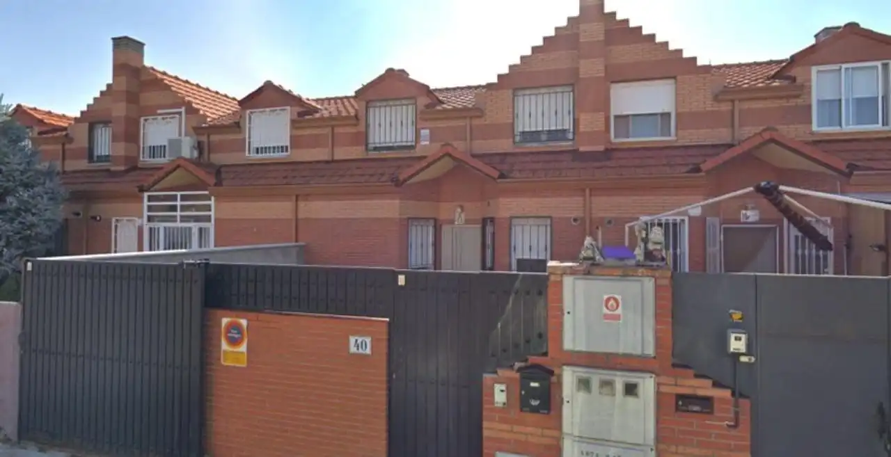 Detached house with garden for sale in RUBEN DARIO 40, imagen 2