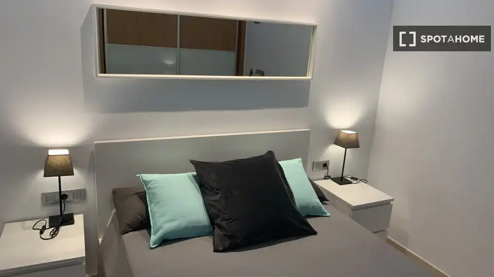 Room in Vallpineda - Rocamar