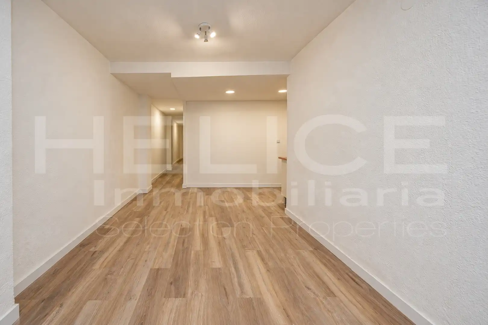 Piso en venta en Paterna con Aire acondicionado, Calefacción y Parquet