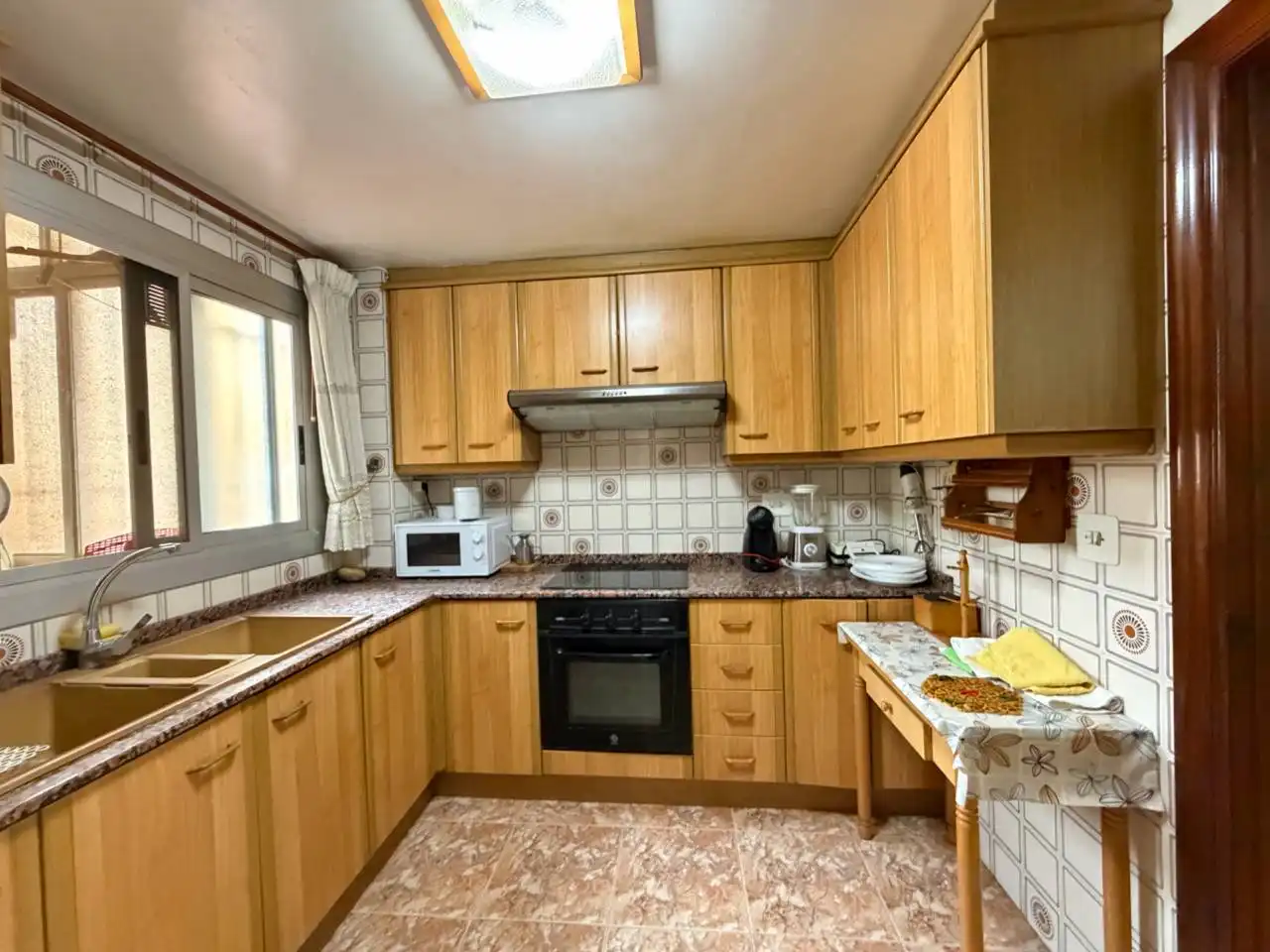 Küche von Wohnung zum Verkauf in Onda mit Klimaanlage, Terrasse und Abstellraum
