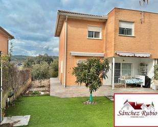 Garden of Single-family semi-detached for sale in Robledo de Chavela  with Private garden, Parquet flooring and Terrace