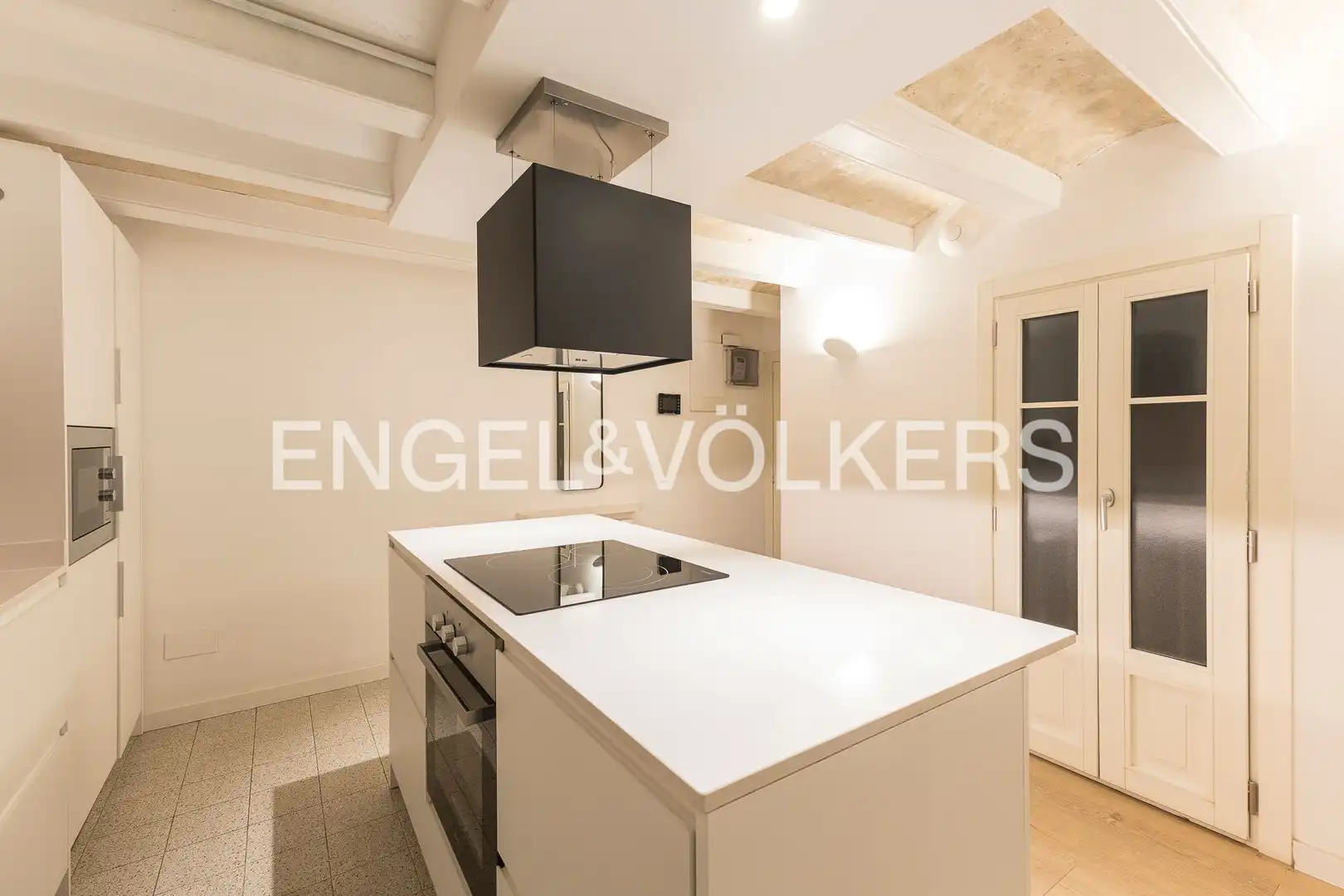 Cocina de Piso en venta en Barcelona con Aire acondicionado, Calefacción y Terraza