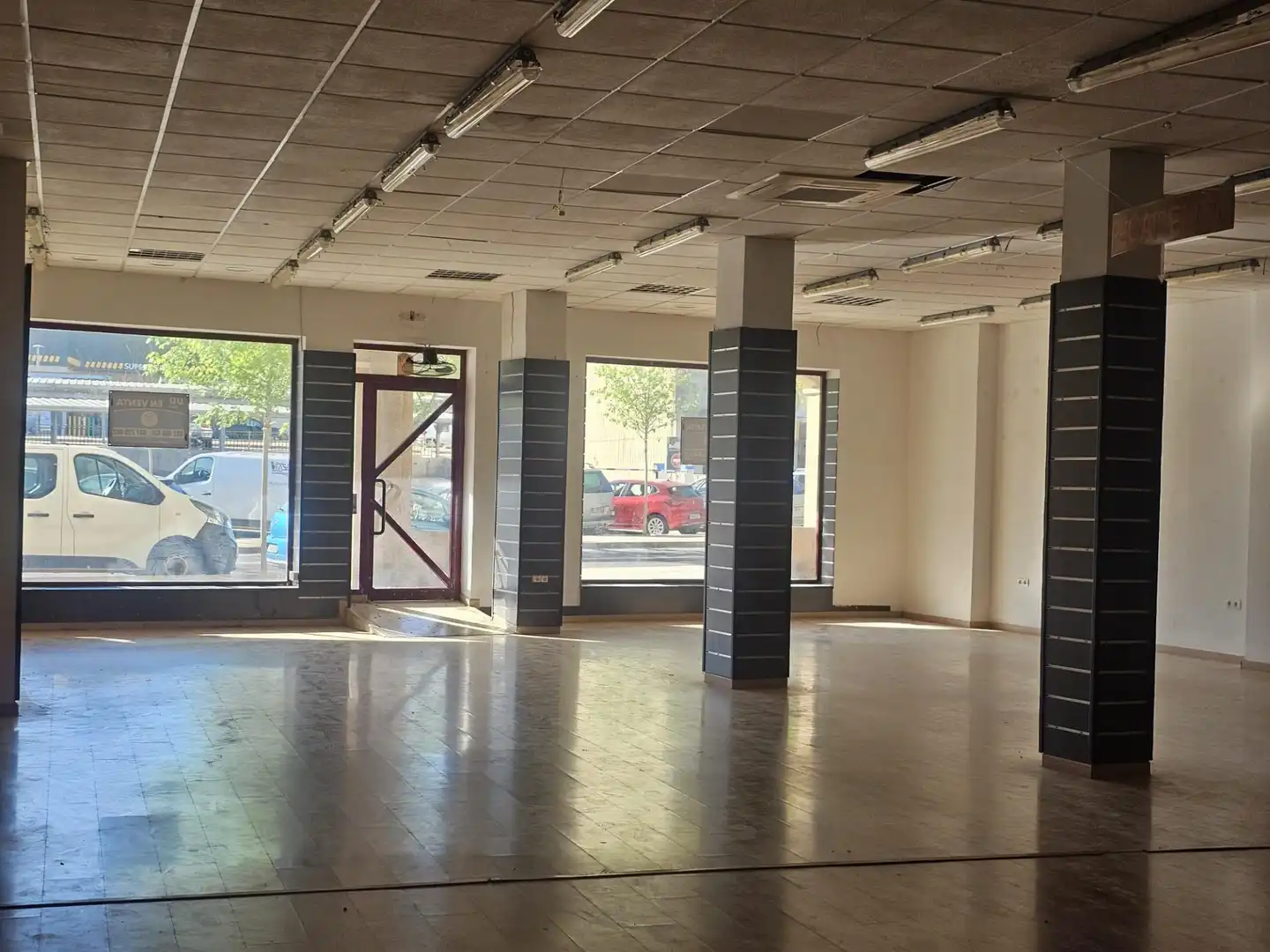 Business premises for sale in de Sant Isidre 173, imagen 2