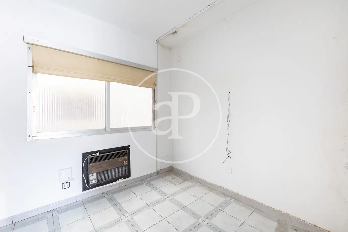 Wohnung zum Verkauf in Barcelona mit Heizung und Terrasse