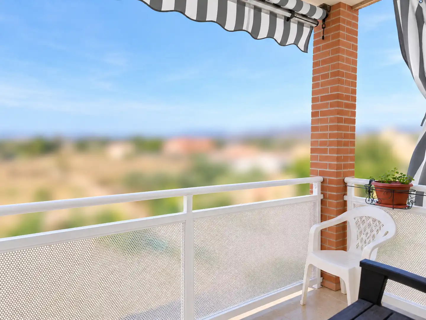 Balcony of Flat for sale in Centro  