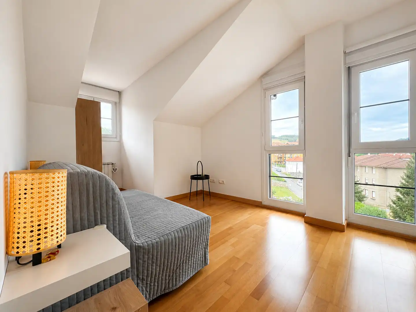 Habitación de Piso de alquiler en Hazas de Cesto con Calefacción, Terraza y Amueblado