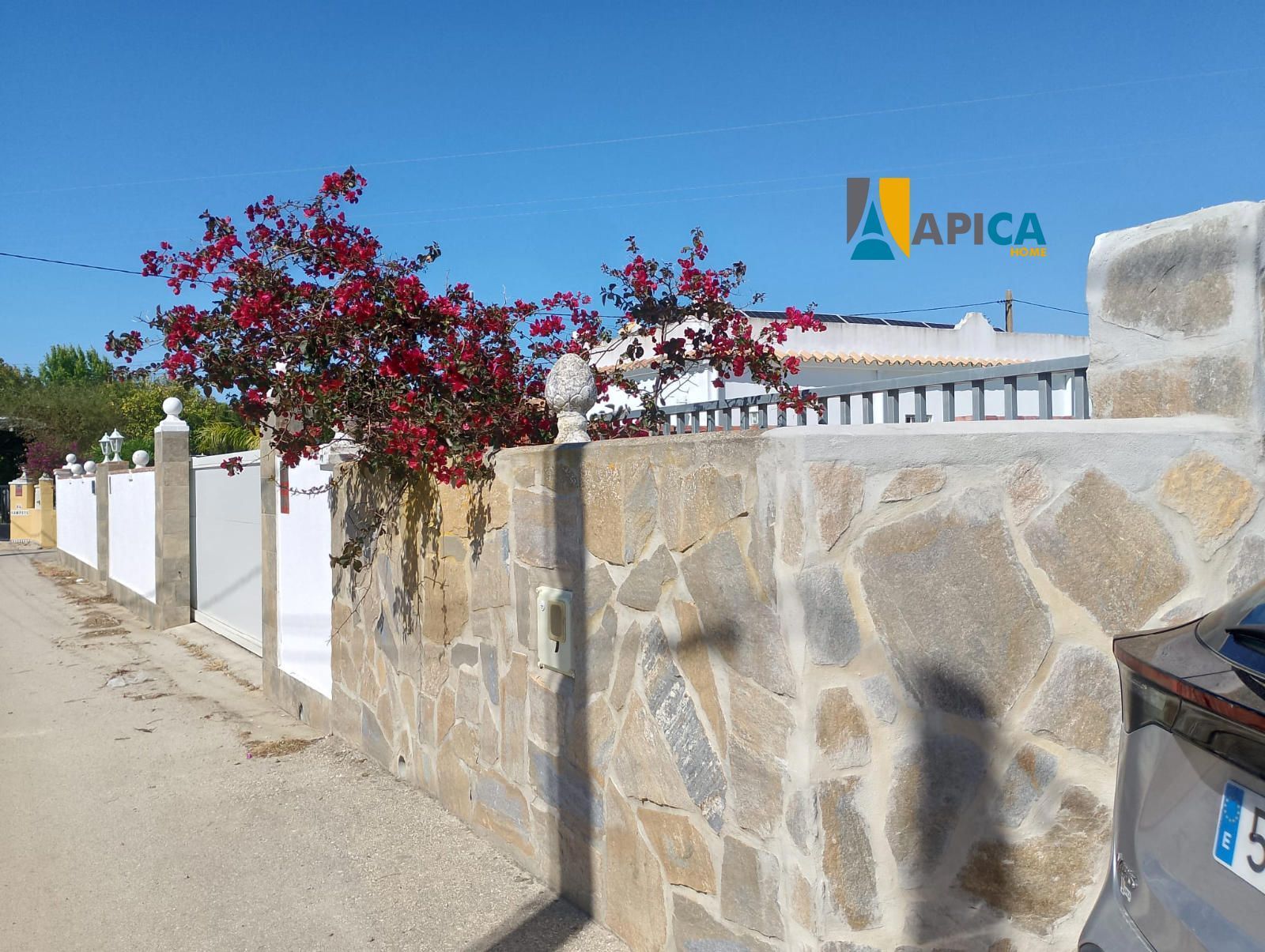 Exterior view of House or chalet for sale in Conil de la Frontera  with Heating, Swimming Pool and Furnished