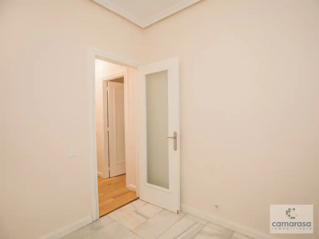 Flat with lift to rent in Plaza Claudio Sanchez Albornoz 4, imagen 29