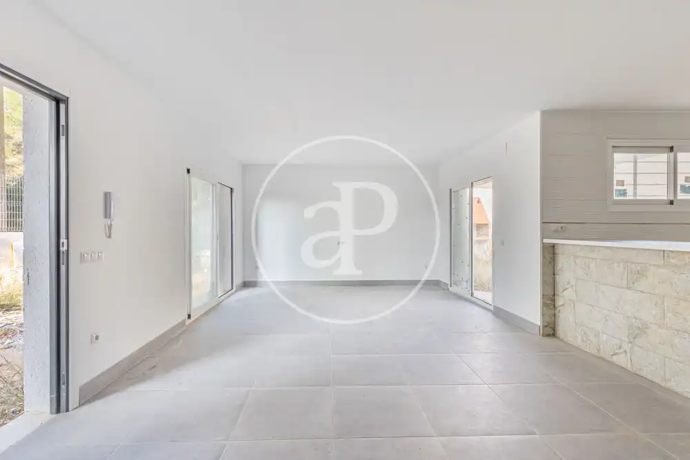 Casa aparellada amb terrassa en venda a Godelleta, imagen 12