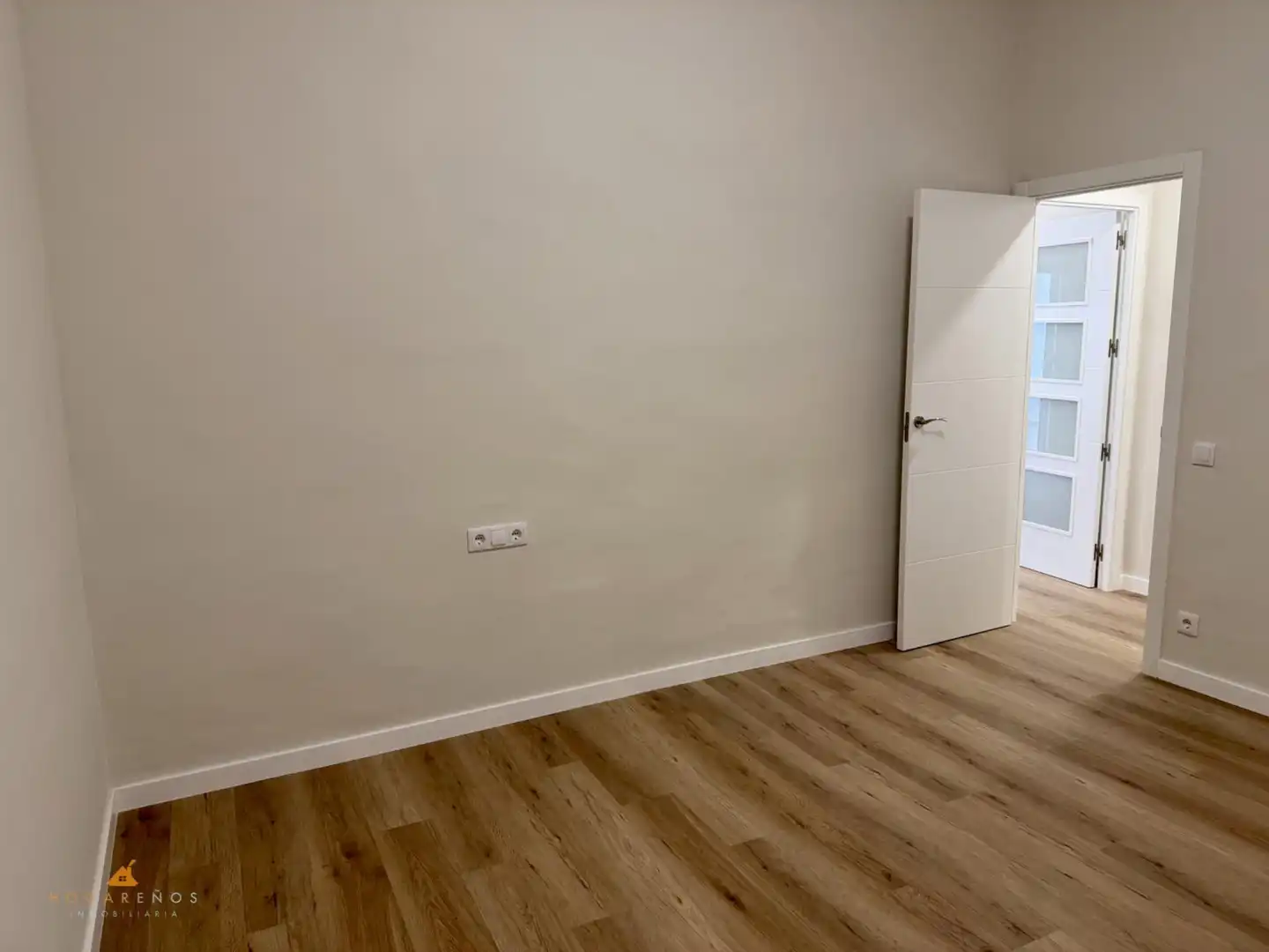Planta baja en venta en Mataró con Parquet
