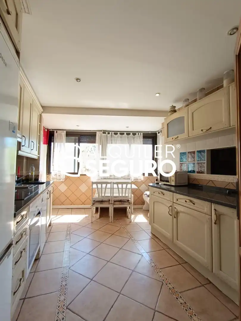 Cocina de Piso de alquiler en Valdemoro con Aire acondicionado, Calefacción y Terraza