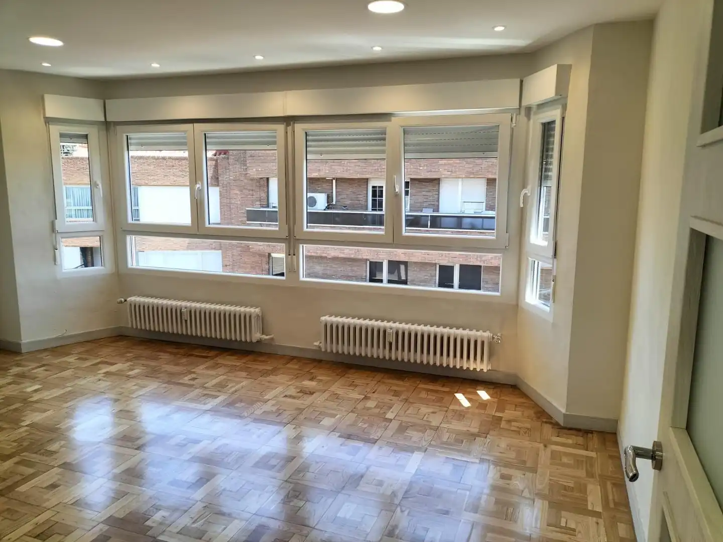 Piso de alquiler en Palencia con Calefacción y Parquet