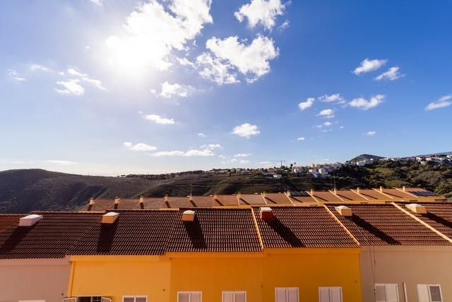 Vista exterior de Casa o xalet en venda en Las Palmas de Gran Canaria amb Jardí privat, Terrassa i Traster