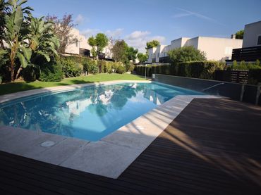 Reihenhaus mit Pool zum Verkauf in Carrer dels Prats