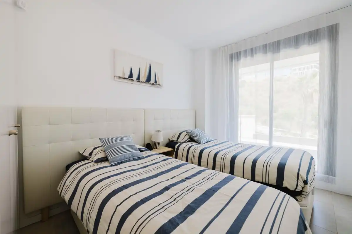 Dormitori de Planta baixa en venda en Fuengirola amb Aire condicionat, Calefacció i Jardí privat