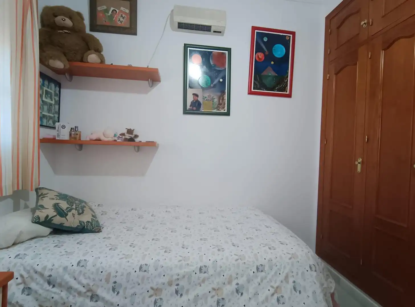 Habitación de Casa o chalet en venta en Chiclana de la Frontera con Jardín privado