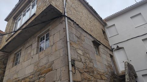 Se vende casa en Rehabilitación en centro de Laxe