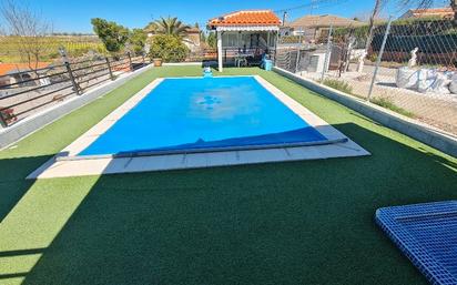 Piscina de Casa o xalet en venda en Cedillo del Condado amb Aire condicionat i Piscina