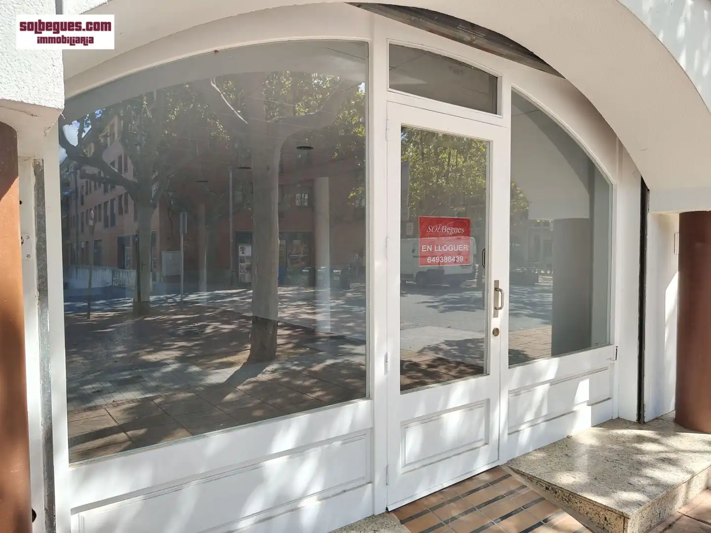 Local comercial de lloguer a Ferran Muñoz