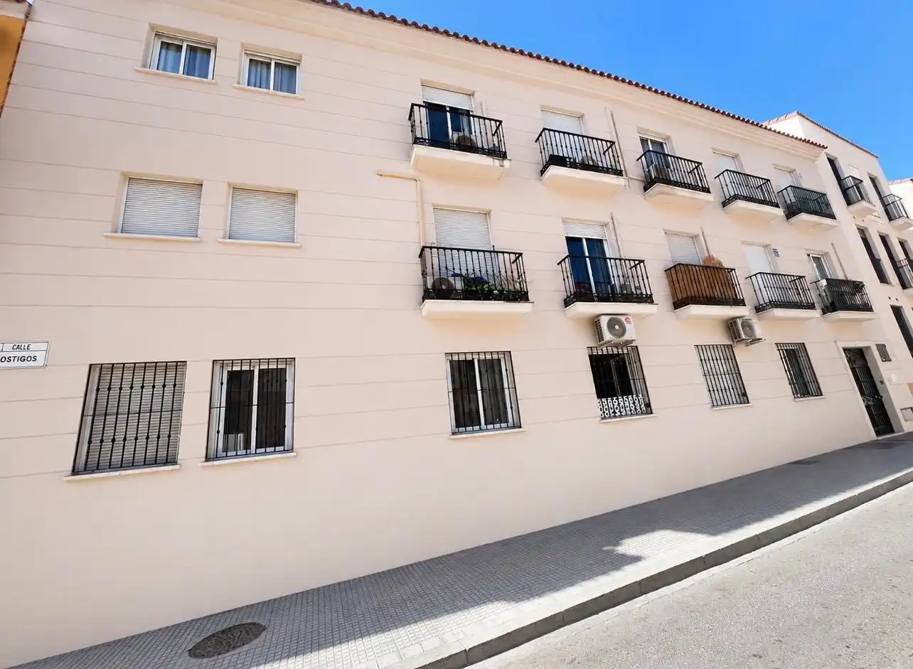 Exterior view of Study for sale in Málaga  with Alarm