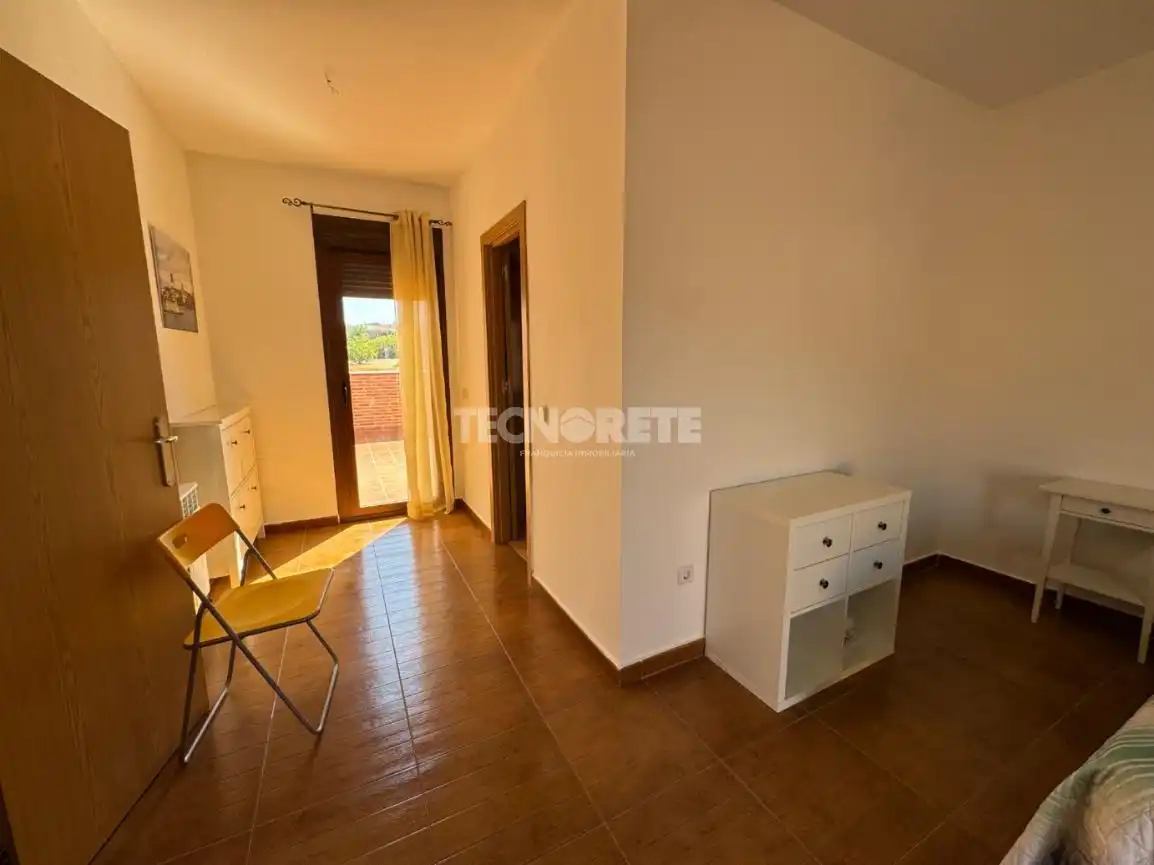 Habitación de Casa o chalet en venta en Cebolla con Aire acondicionado, Calefacción y Jardín privado