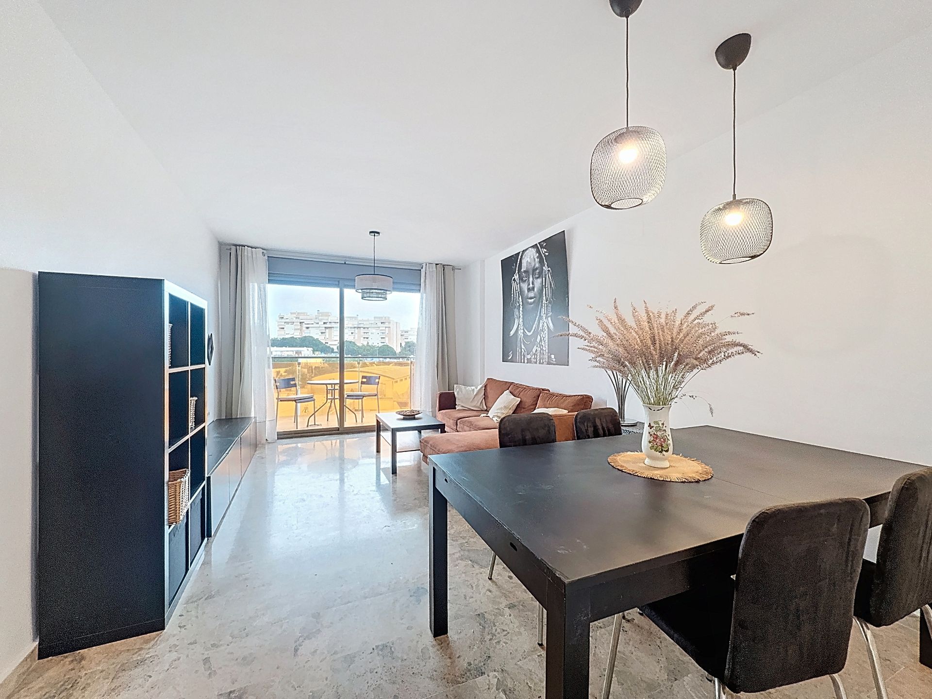 Flat for rent in Calle María Casares, El Cónsul - Ciudad Universitaria - El Romeral