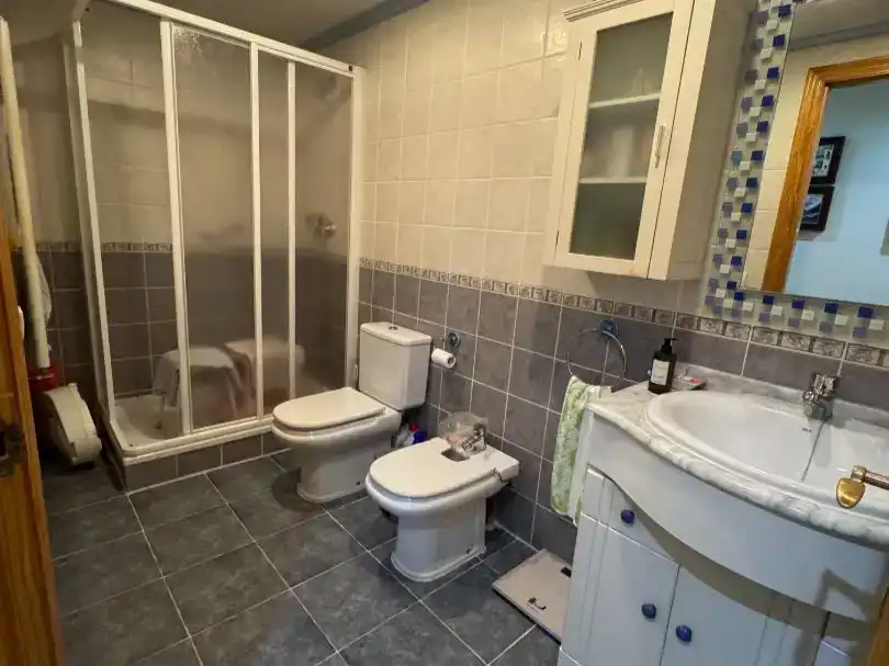 Baño de Piso en venta en Sagunto / Sagunt con Terraza y Balcón