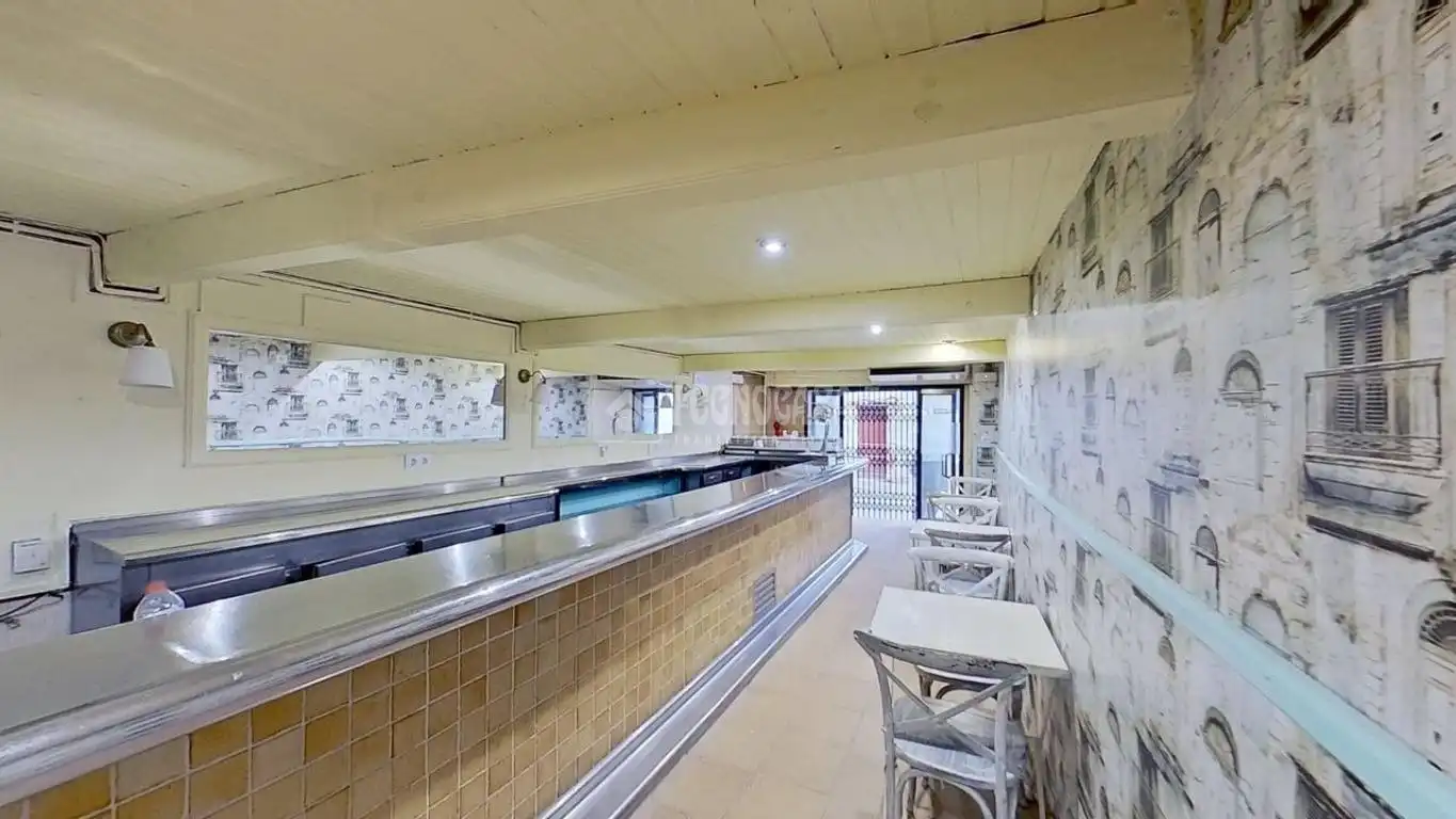 Local comercial en venda a Centre - Passeig i Rodalies, imagen 4